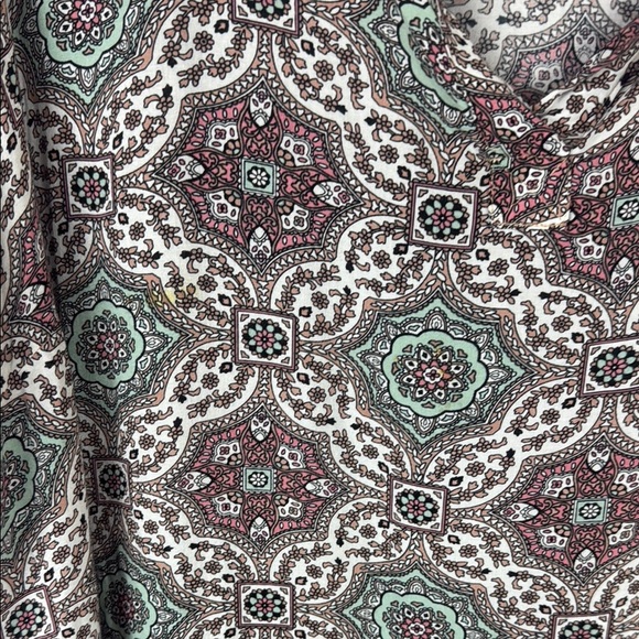 Rose & Rhyme Cream and Brown Patterned Relaxed Cap Sleeve Blouse Size 1X - Picture 8 of 9